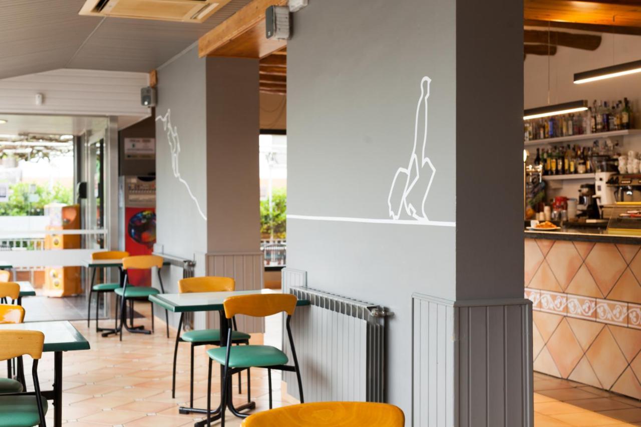 Hostal Restaurant Roma Cubells 외부 사진